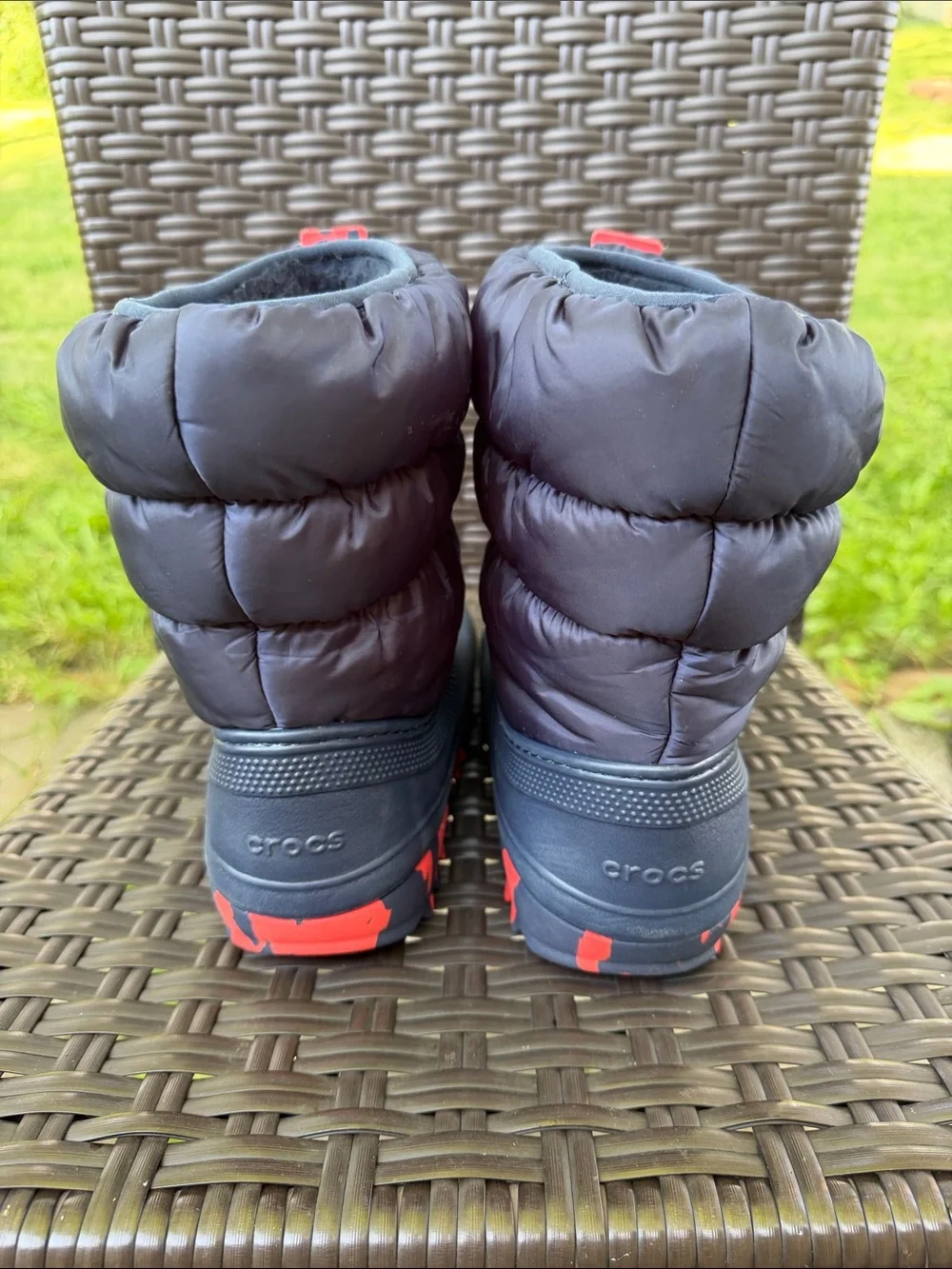 CROCS Kids Classic Neo Puff Boots Navy Size J4